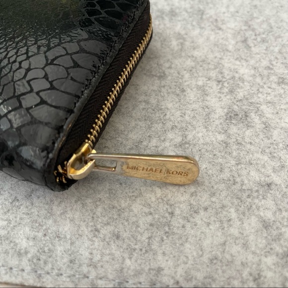 👛 EEUC Michael KORS Black Leather Python Wallet!! - Picture 6 of 6